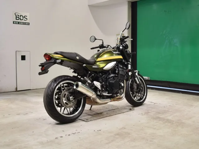 Kawasaki Z900RS 2019, зелёный, фото 5