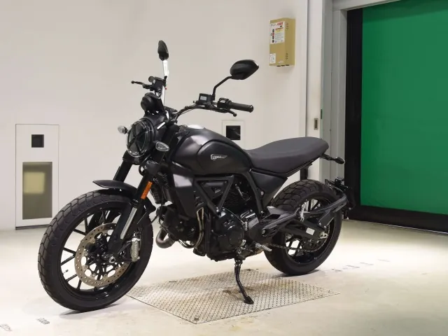 Ducati Scrambler Icon 2025, чёрный, фото 4