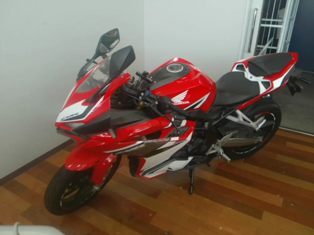 Honda CBR250RR, красный, фото 2