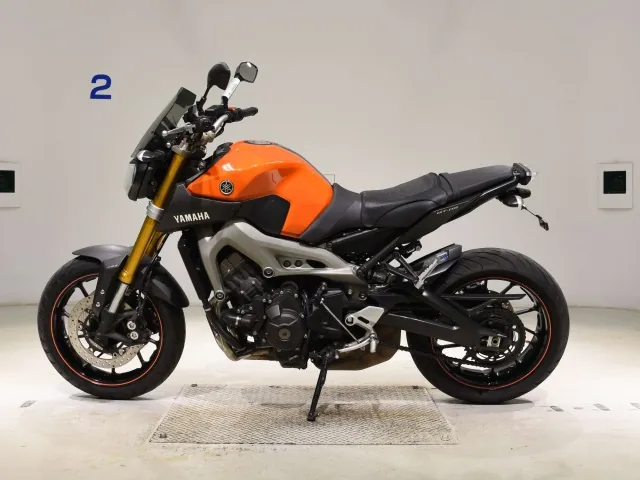 Yamaha MT-09 2015, оранжевый, фото 2