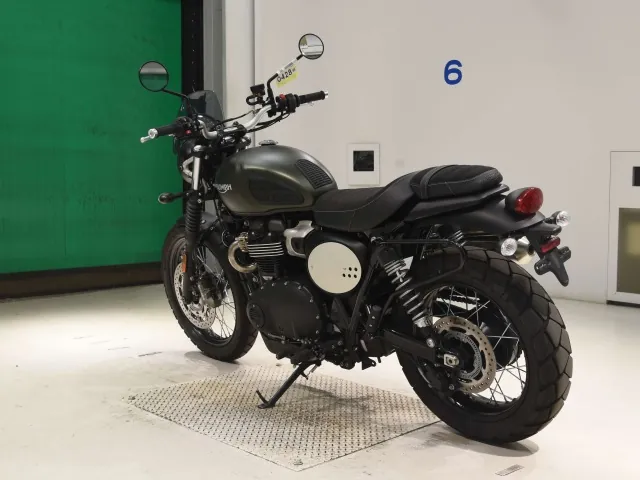 Triumph Street Scrambler 2023, зелёный, фото 6