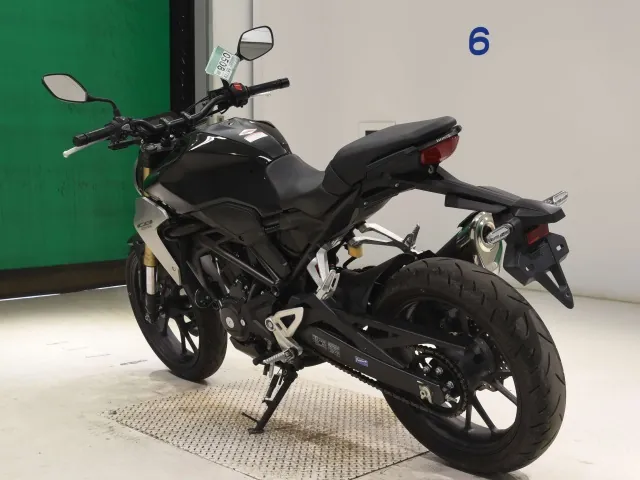 Honda CB250R MC52, чёрный, фото 6