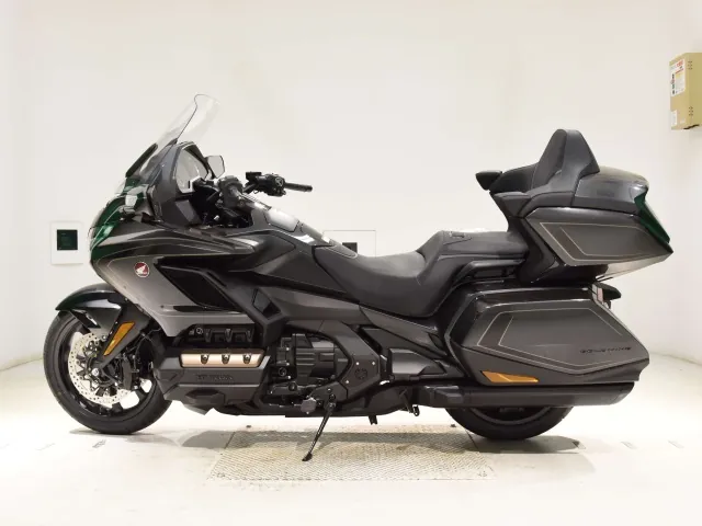 Honda GL1800 2026, gunmetal, фото 2
