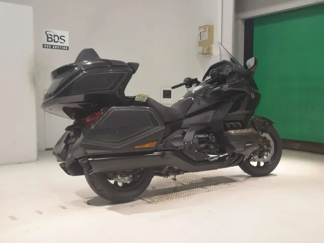 Honda GL1800 2026, gunmetal, фото 5