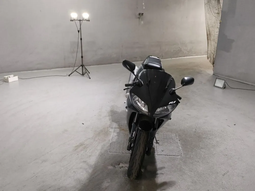 Yamaha YZF-R1 2004, чёрный, фото 3