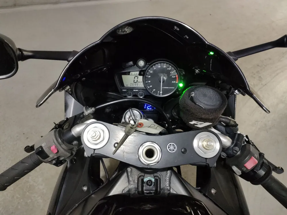 Yamaha YZF-R1 2004, чёрный, фото 5
