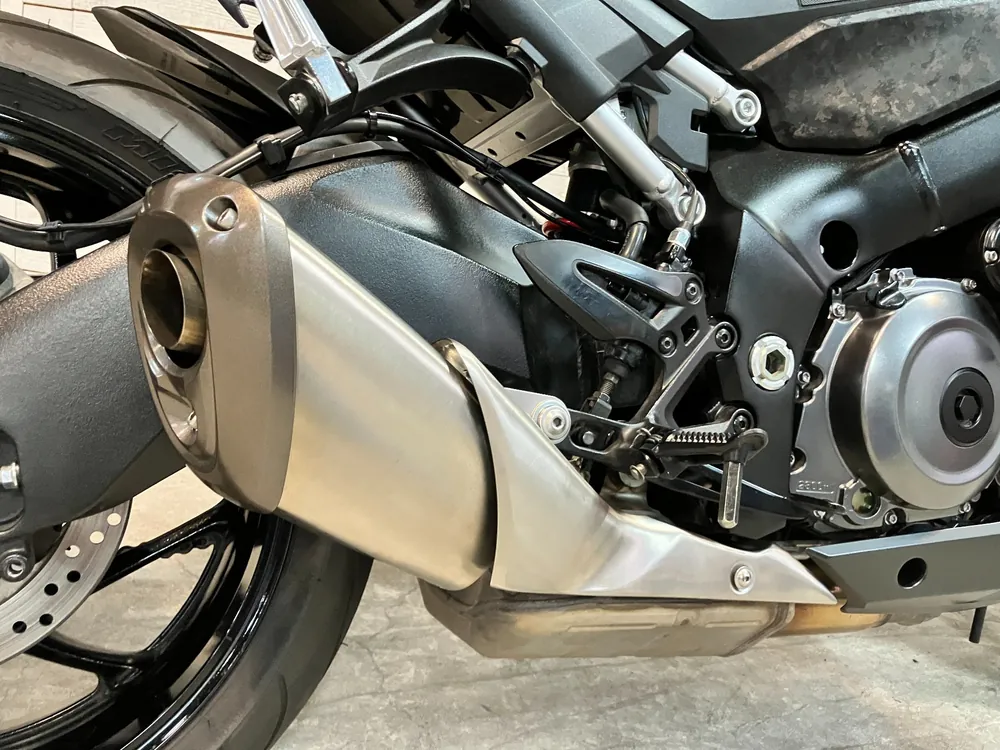 Suzuki GSX-S1000GX 2022, чёрный, фото 12
