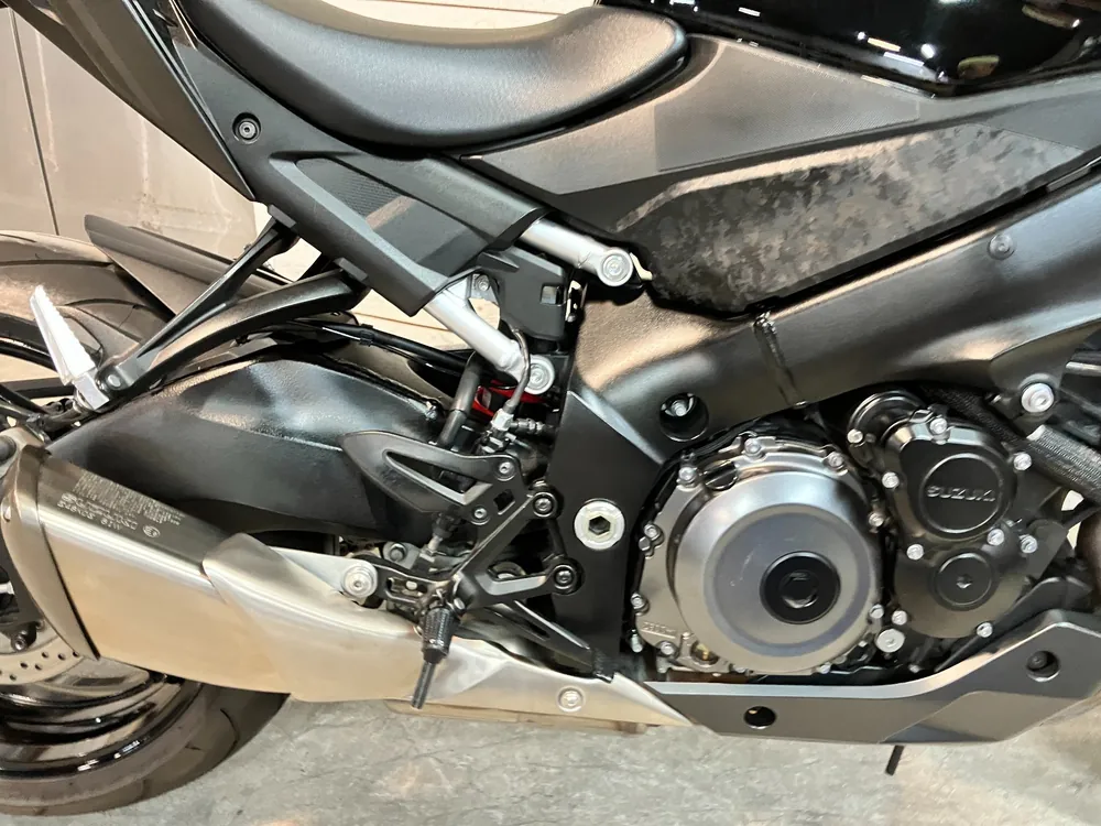 Suzuki GSX-S1000GX 2022, чёрный, фото 13