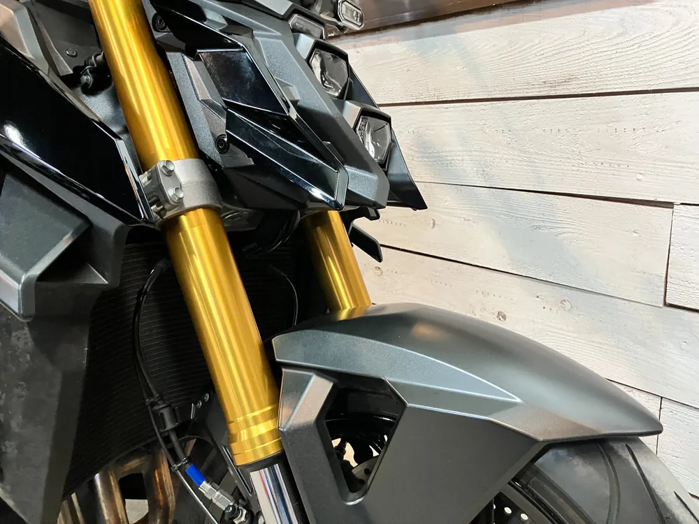 Suzuki GSX-S1000GX 2022, чёрный, фото 19