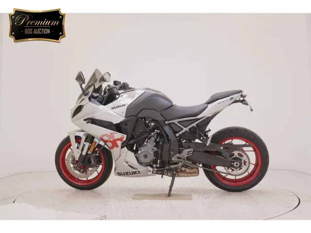 Suzuki Gsx-8T 2024, matt silver, фото 2