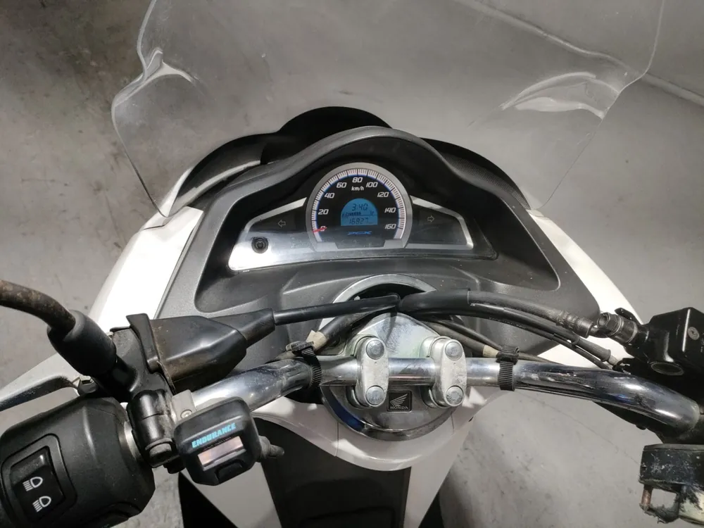 Honda PCX JF56, белый, фото 5