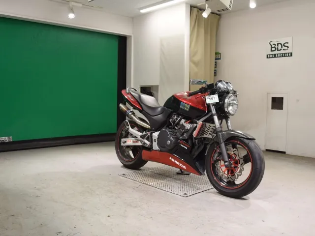 Honda Hornet 250, red | black, фото 3