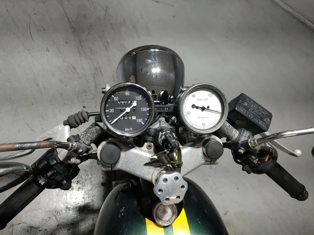 Yamaha SR400 1996, зелёный, фото 5