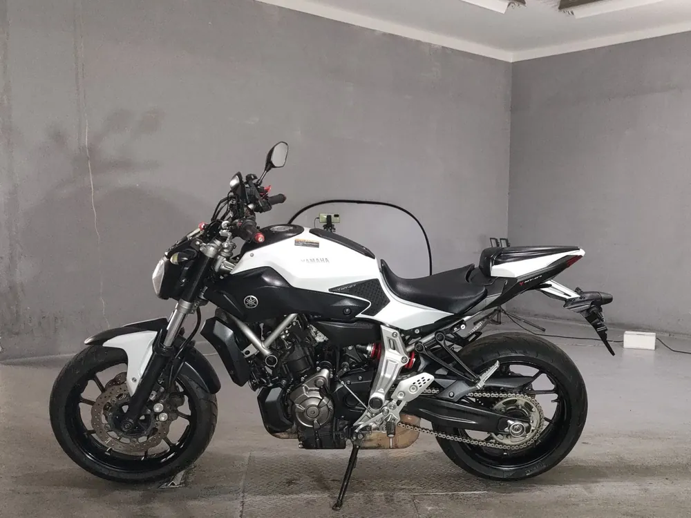 Yamaha MT-07 2015, white/black, фото 2