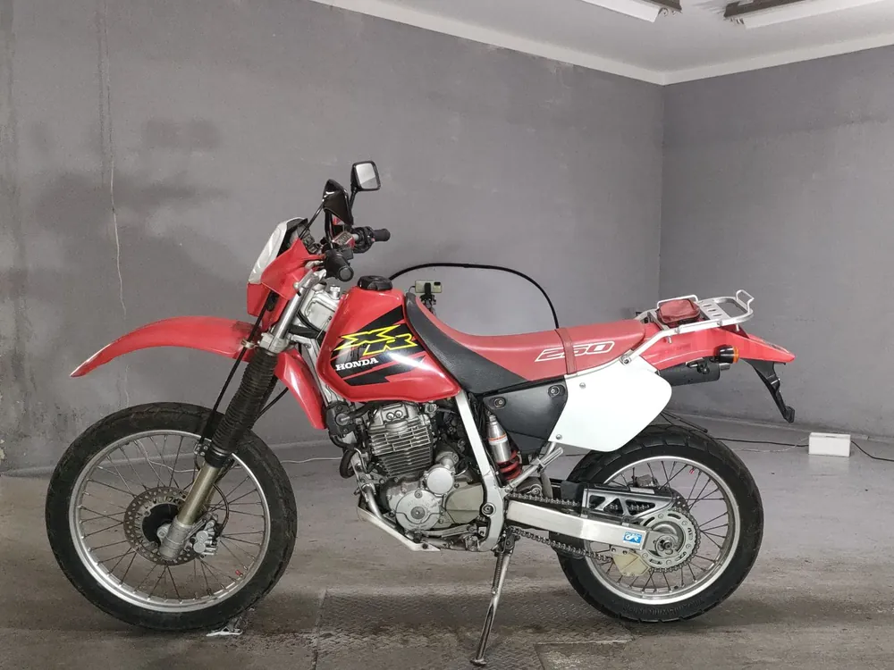 Honda XR250, красный, фото 2