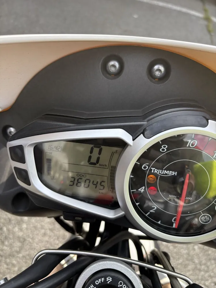 Triumph Speed Triple 1050 2011, фото 7