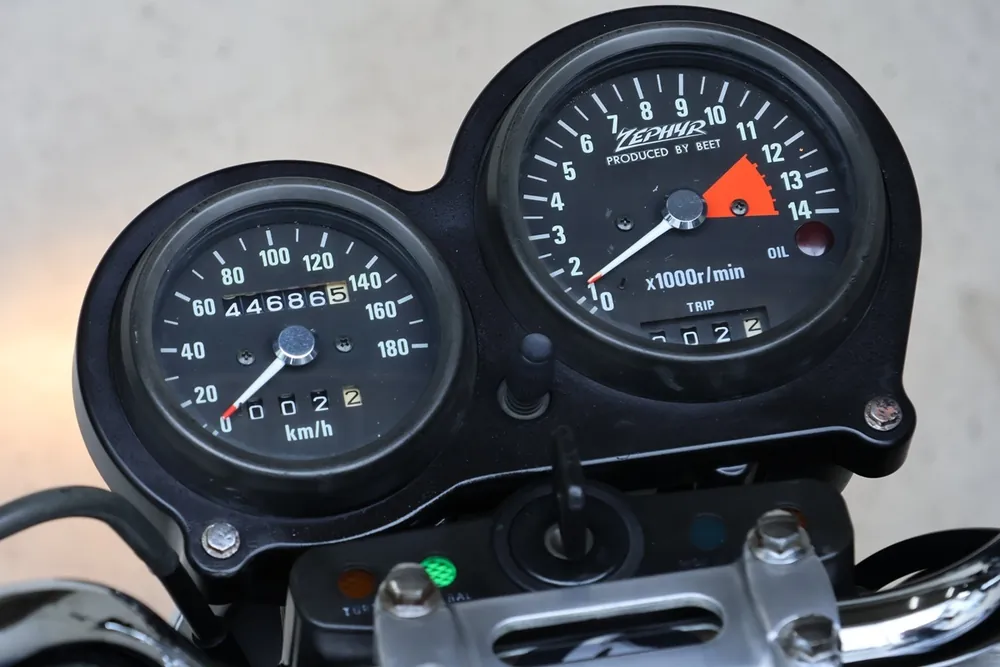 Kawasaki Zephyr 400 1990, фото 7