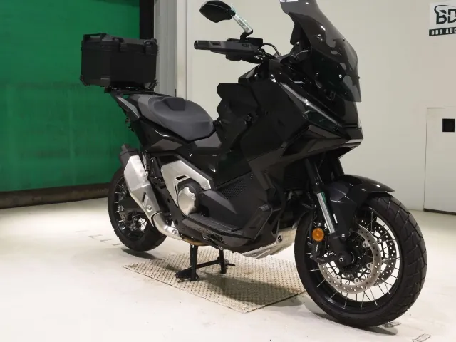 Honda X-ADV750 2026, чёрный, фото 3