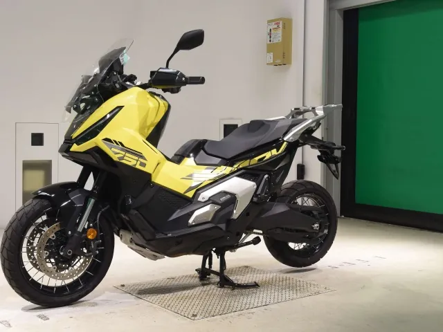 Honda X-ADV750 2025, чёрный, жёлтый, фото 4