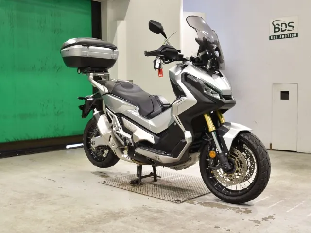 Honda X-ADV750 2017, серебристый, фото 3
