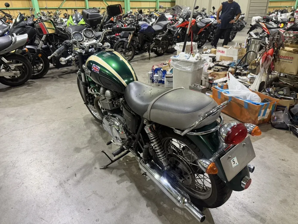 Triumph Bonneville T100 2003, фото 6