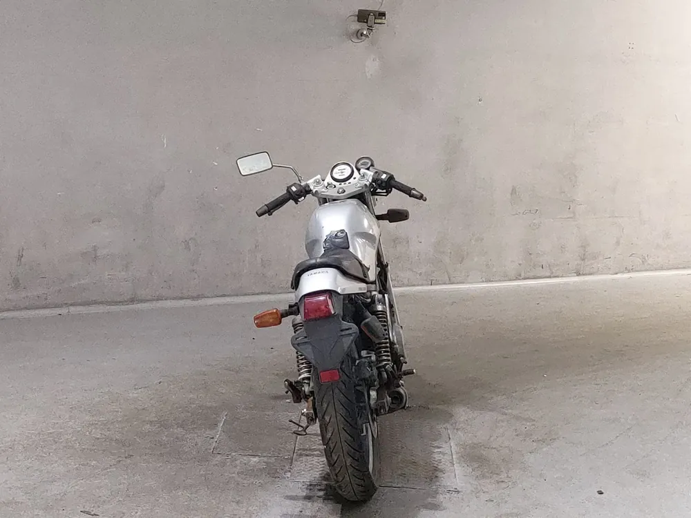Yamaha SRX600, серебристый, фото 4