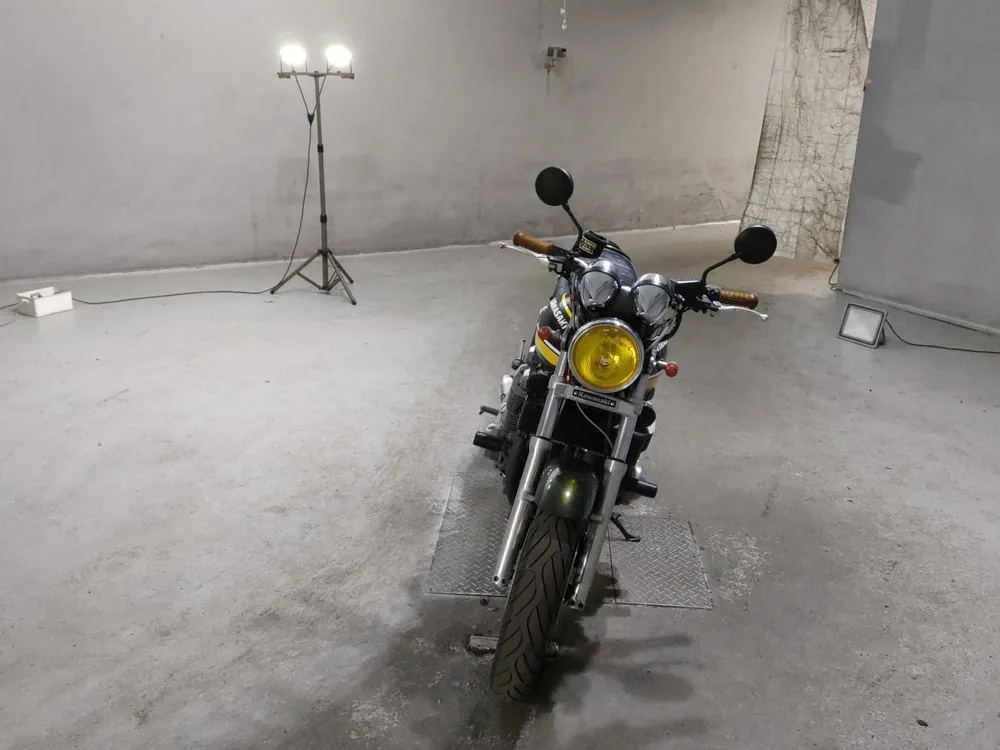 Kawasaki ZRX1100 1992, зелёный, фото 3