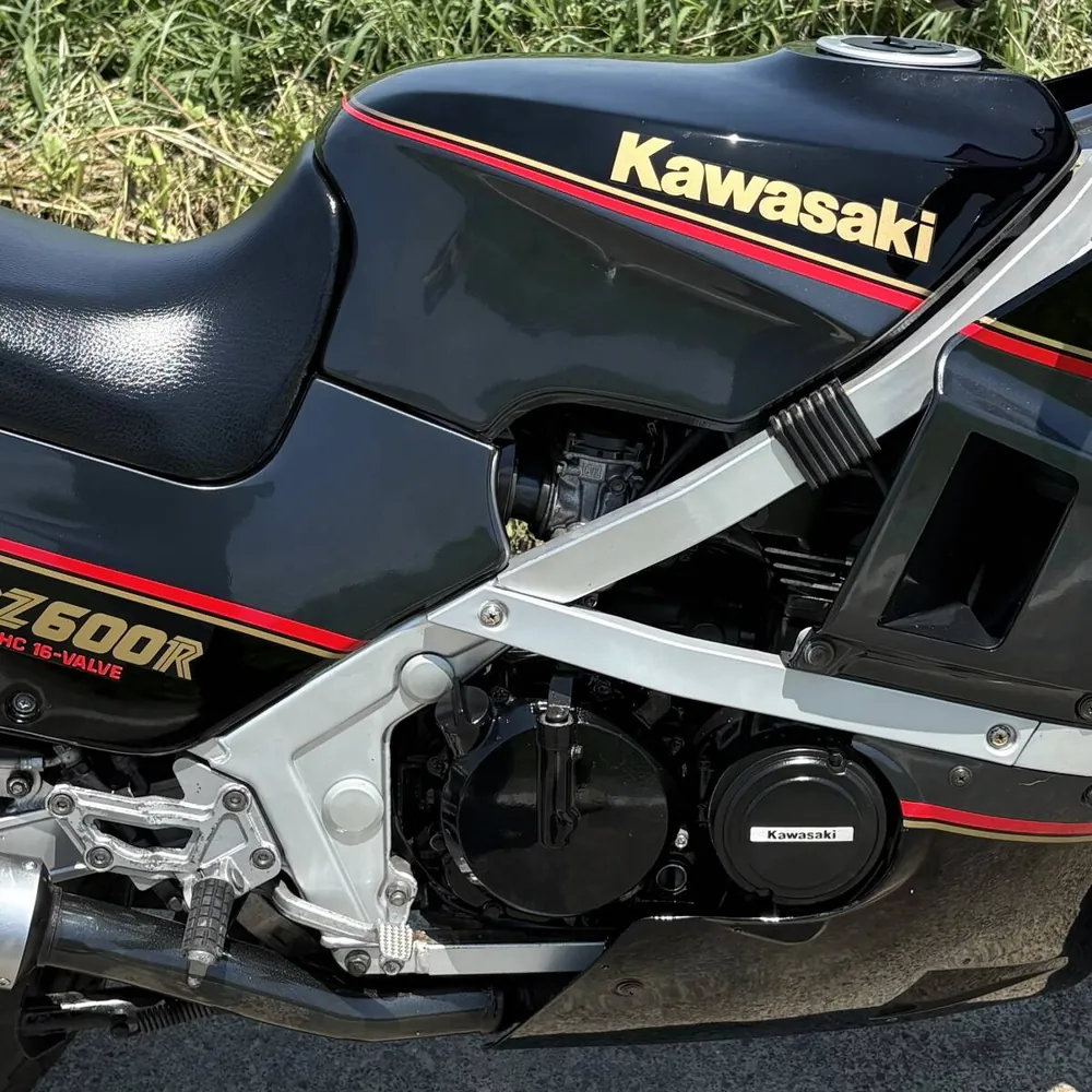 Kawasaki GPZ600R 1986, фото 6