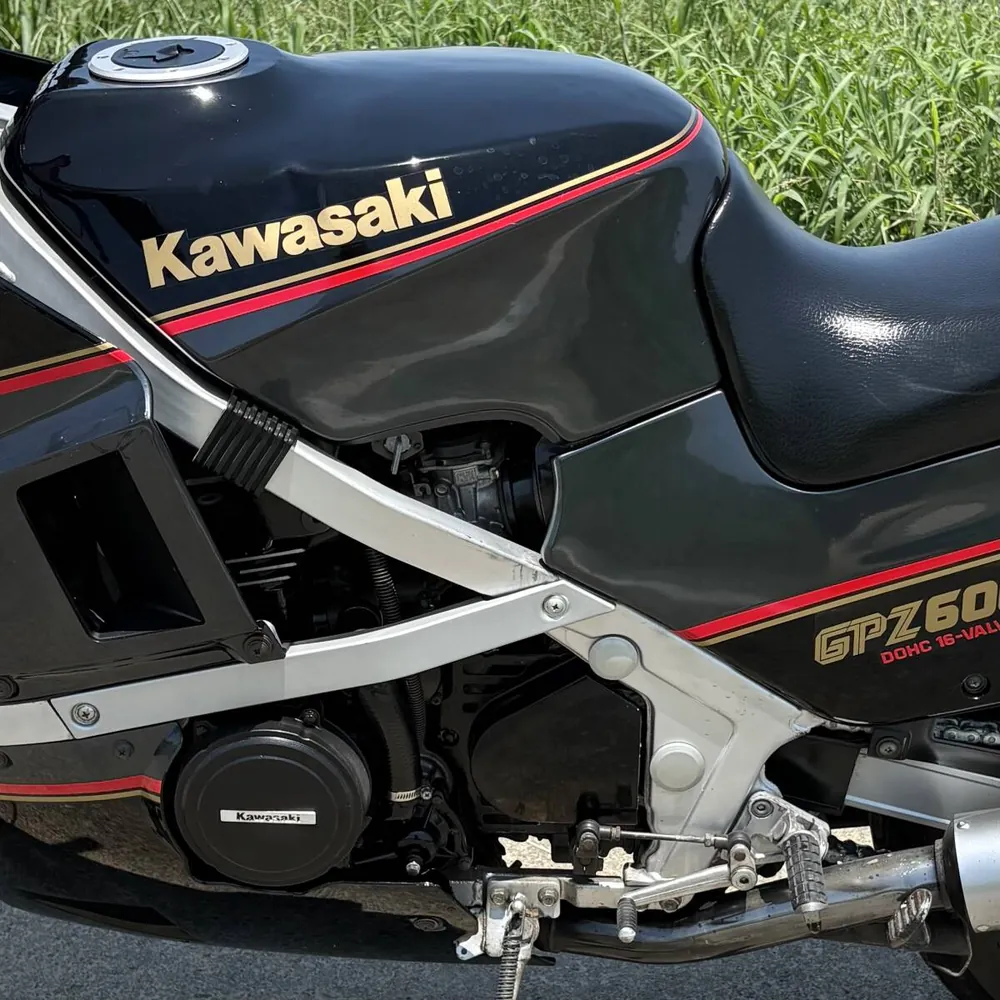 Kawasaki GPZ600R 1986, фото 7