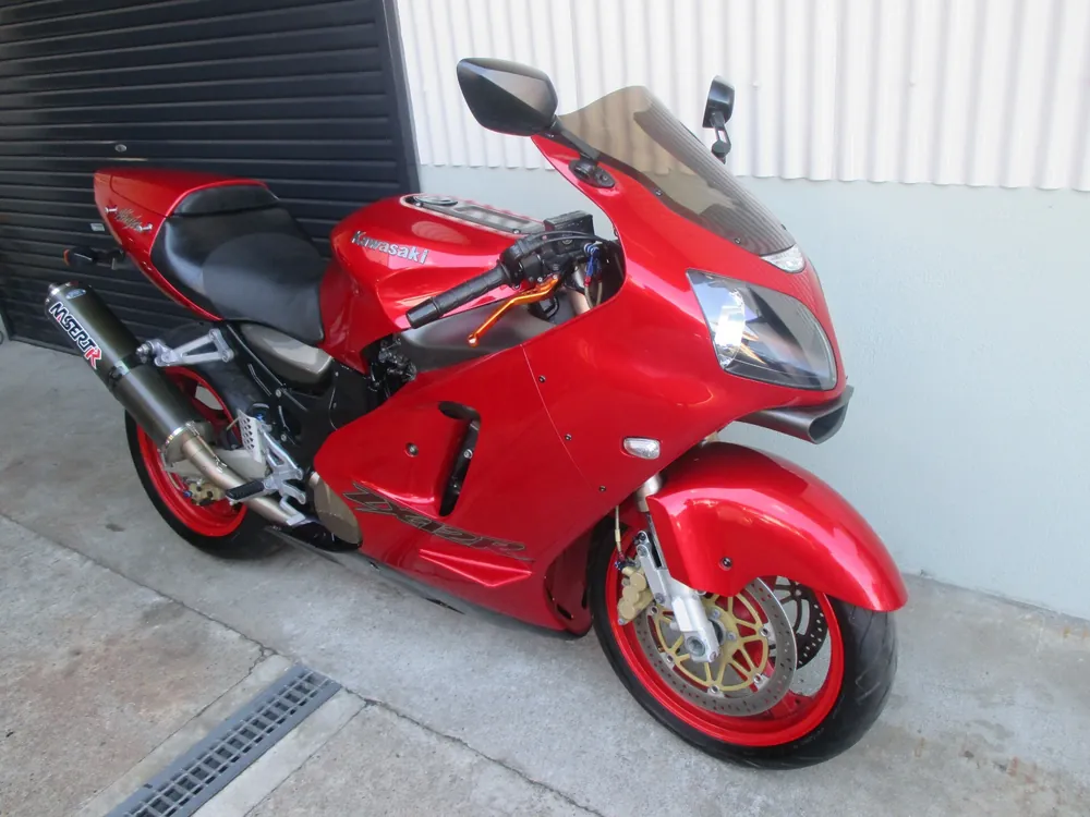 Kawasaki ZX-12R 2000, красный, фото 6