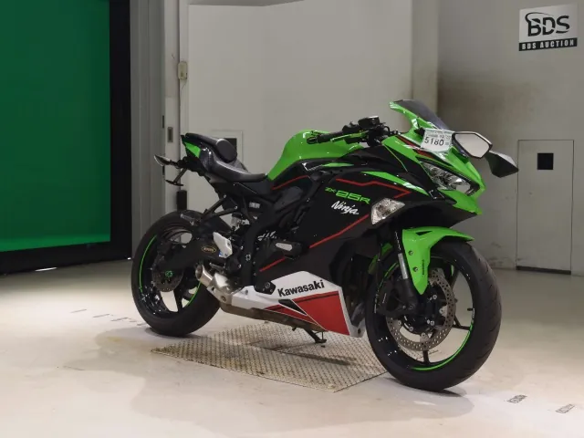Kawasaki Ninja ZX-25R, чёрный, зелёный, фото 3