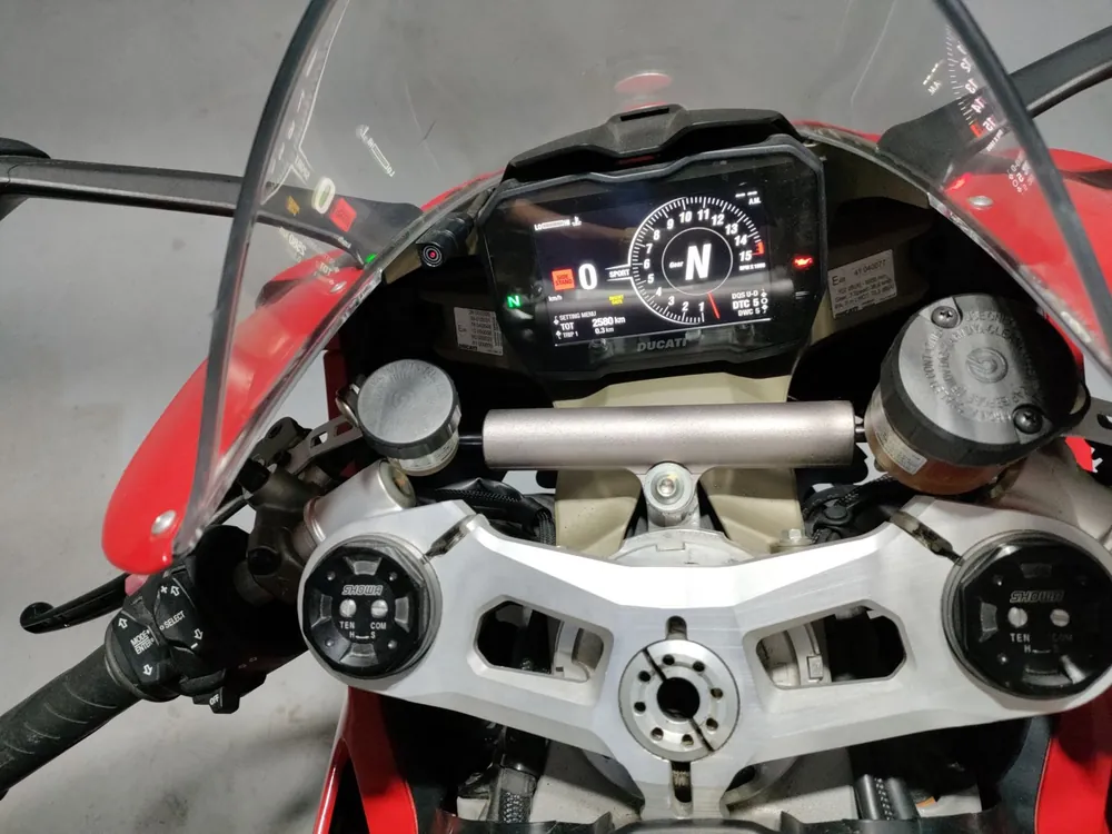 Ducati Paniga-Rev4S 2019, красный, фото 5