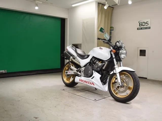 Honda Hornet 250, белый, фото 3