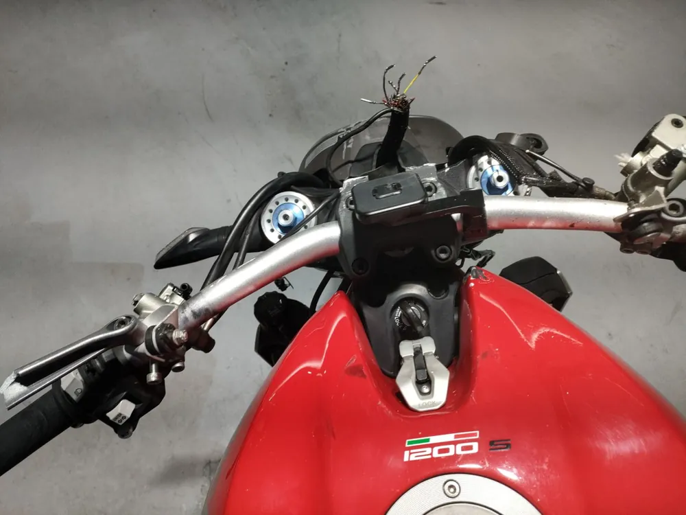Ducati MONSTAR 1200S 2020, красный, фото 5