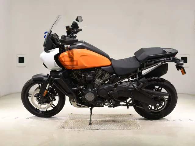 Harley-Davidson Pan America 1250S 2022, white | orange, фото 2