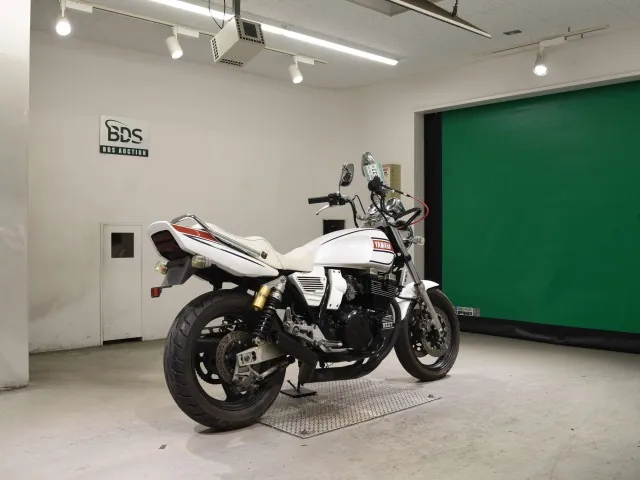 Yamaha XJR400R 1994, white | red, фото 5