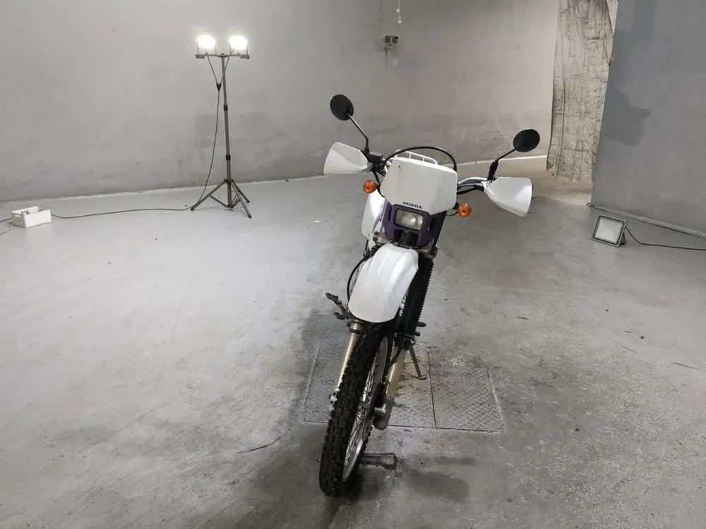 Honda XR250, белый, фото 3