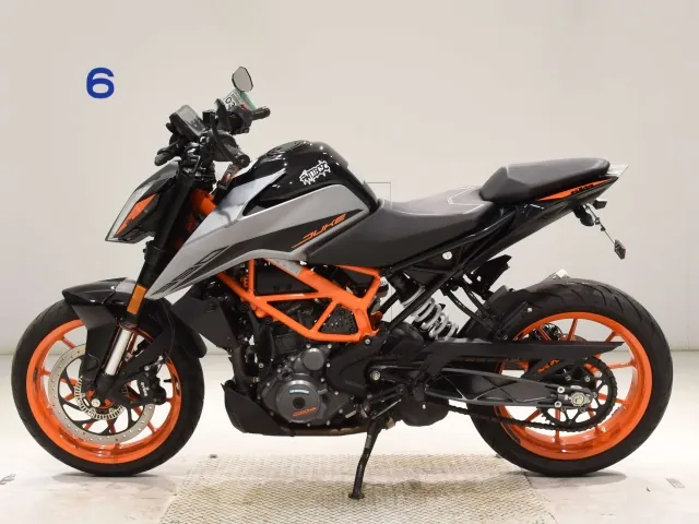 KTM 390 Duke 2023, black | gray, фото 2