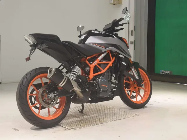 KTM 390 Duke 2023, black | gray, фото 5