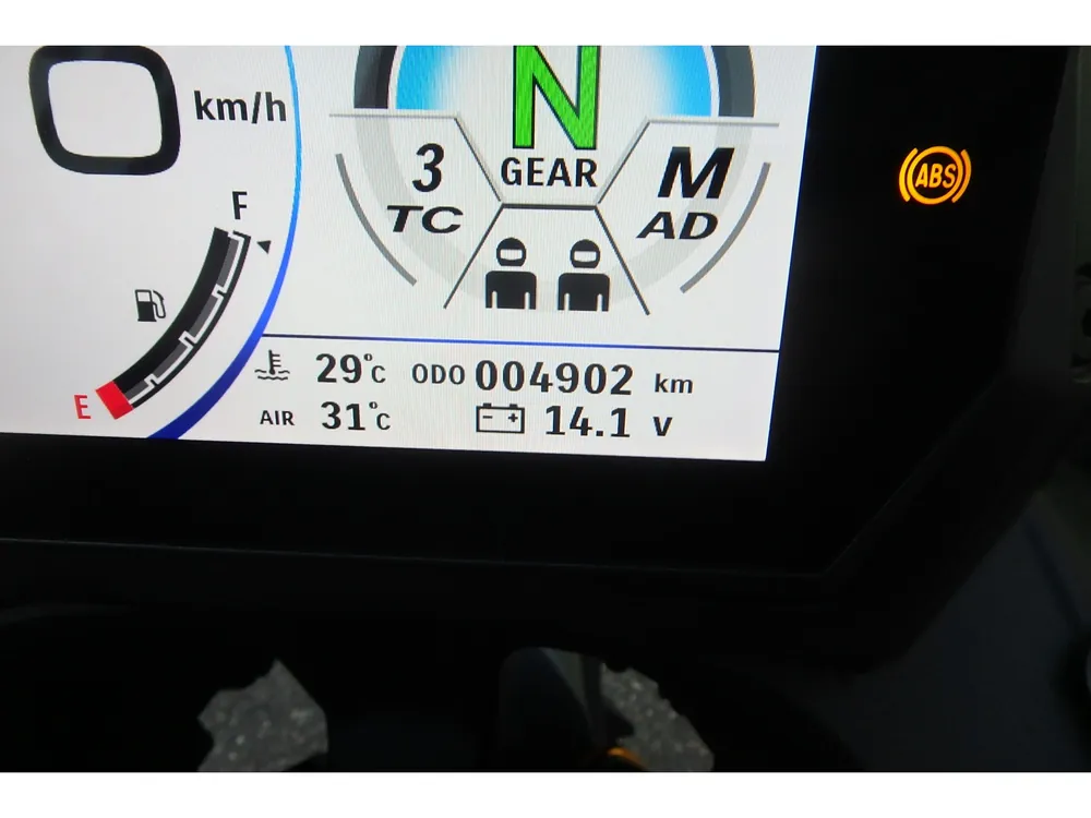 Suzuki GSX-S1000GX 2024, silver / blue, фото 11