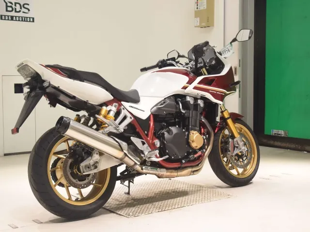 Honda CB1300 2023, white | red, фото 5