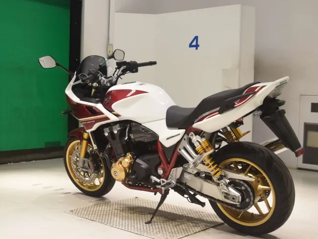 Honda CB1300 2023, white | red, фото 6
