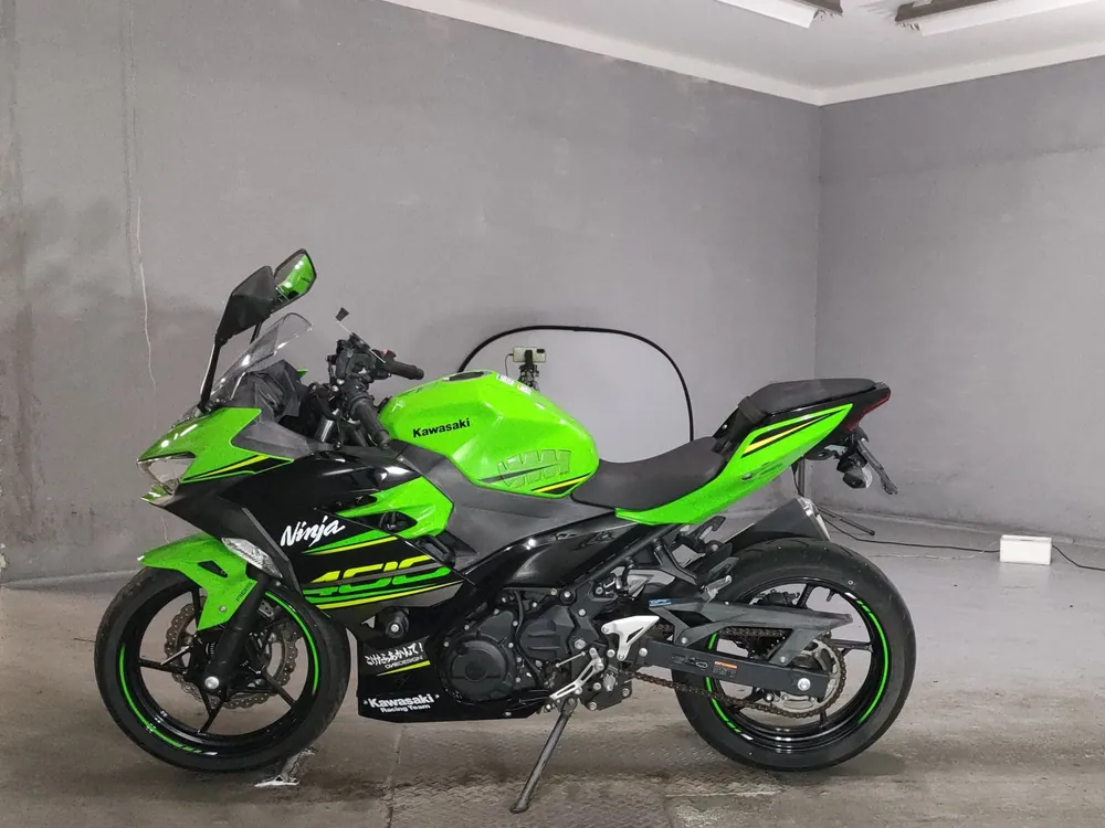Kawasaki Ninja 400 2019, black / green, фото 2