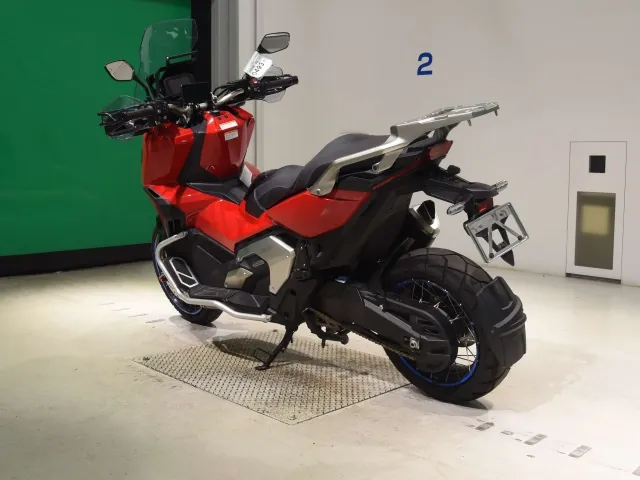 Honda X-ADV750 2023, красный, фото 6
