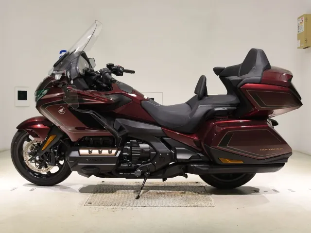 Honda GL1800, красный, фото 2