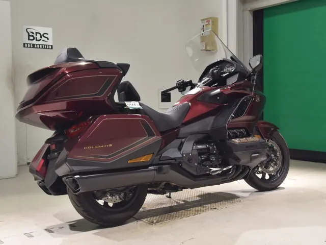 Honda GL1800, красный, фото 5