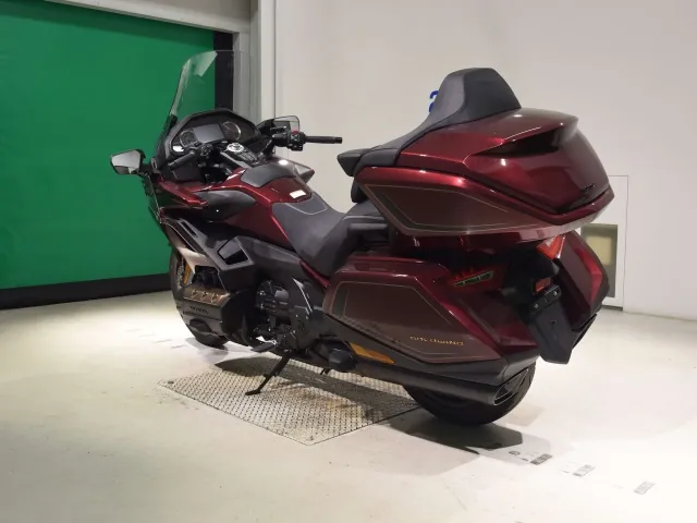Honda GL1800, красный, фото 6