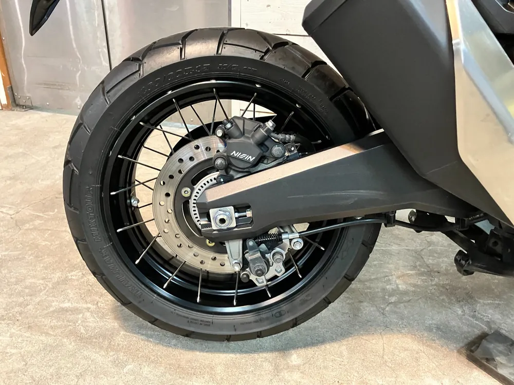 Honda X-ADV750 2025, yellow / black, фото 11