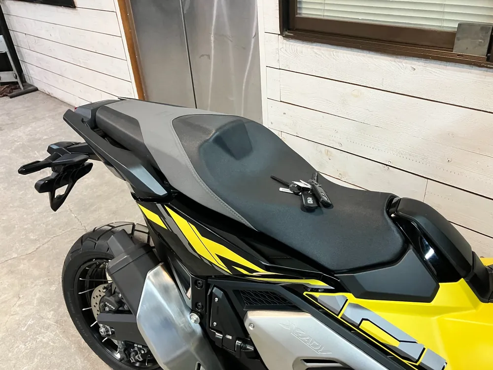 Honda X-ADV750 2025, yellow / black, фото 4
