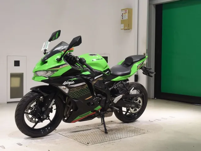 Kawasaki Ninja ZX-25R, black | green, фото 4